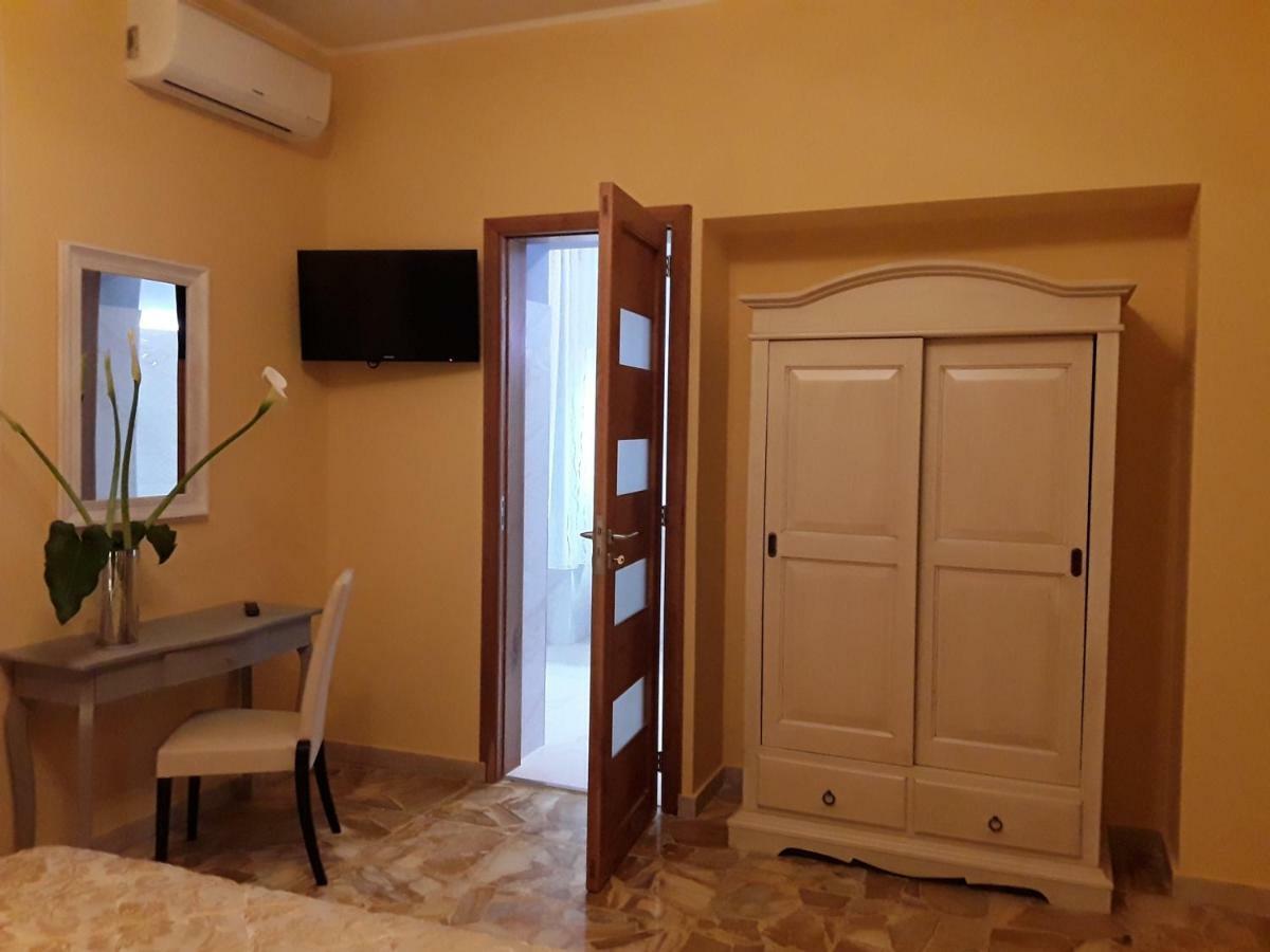 La Riviera Bed and Breakfast Milazzo Exteriör bild