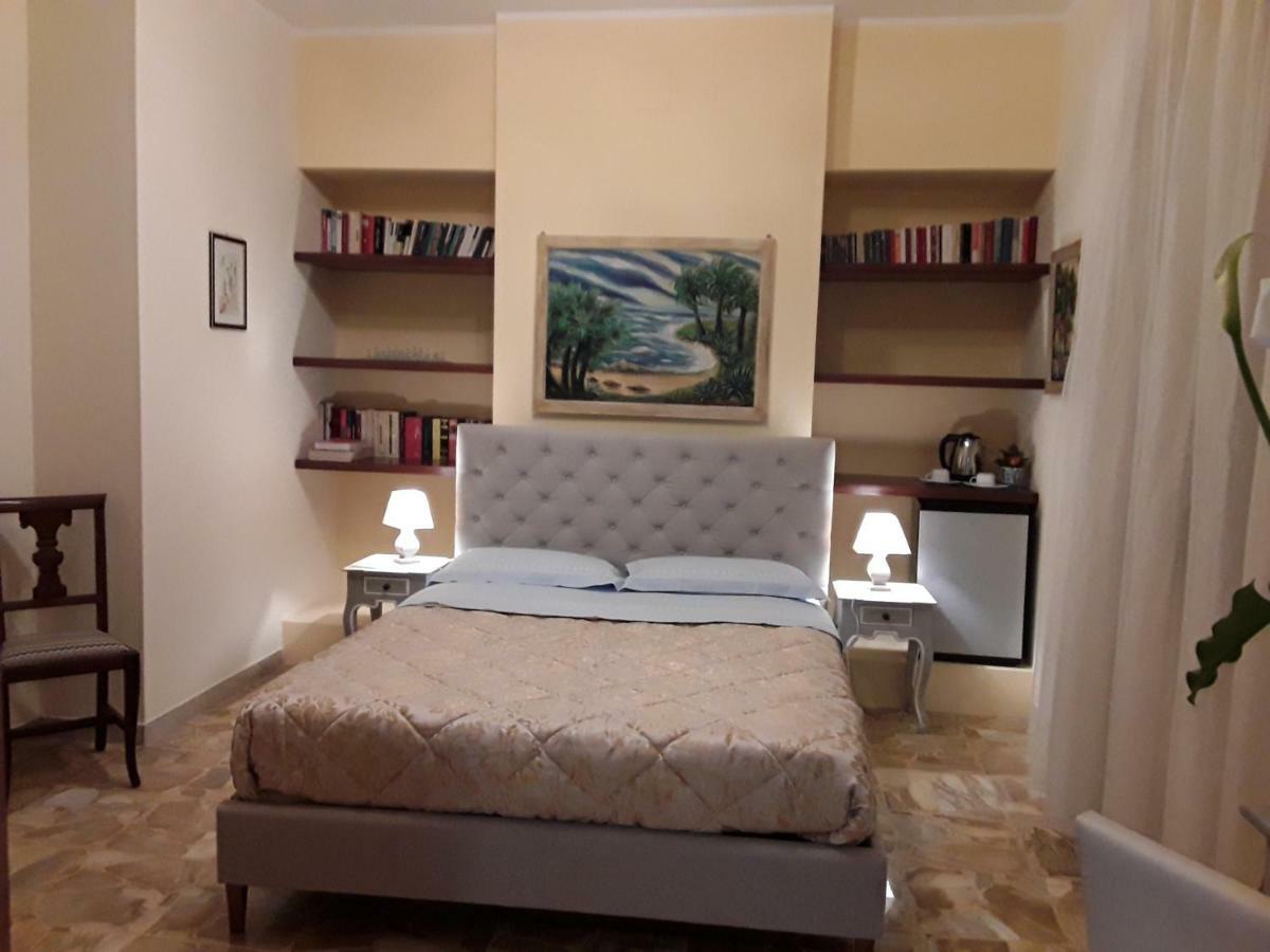 La Riviera Bed and Breakfast Milazzo Exteriör bild