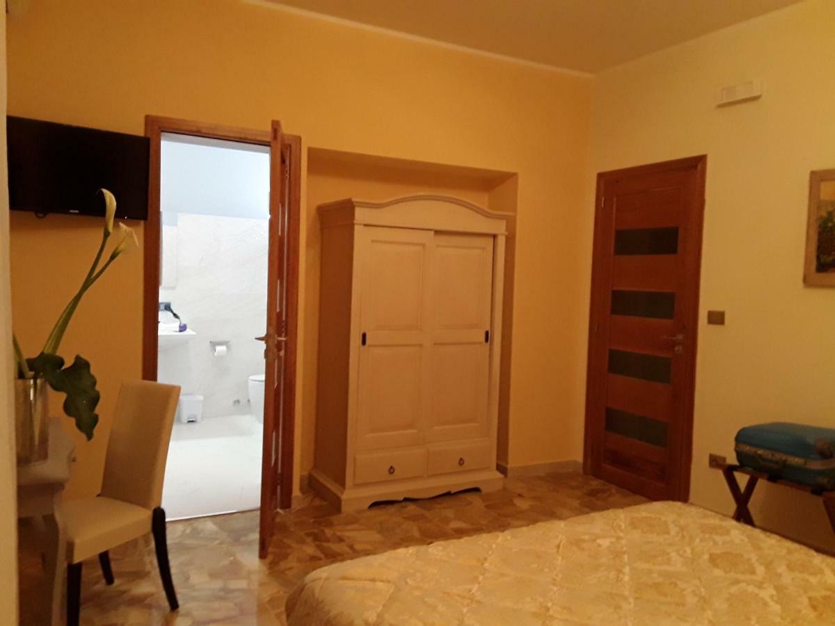 La Riviera Bed and Breakfast Milazzo Exteriör bild